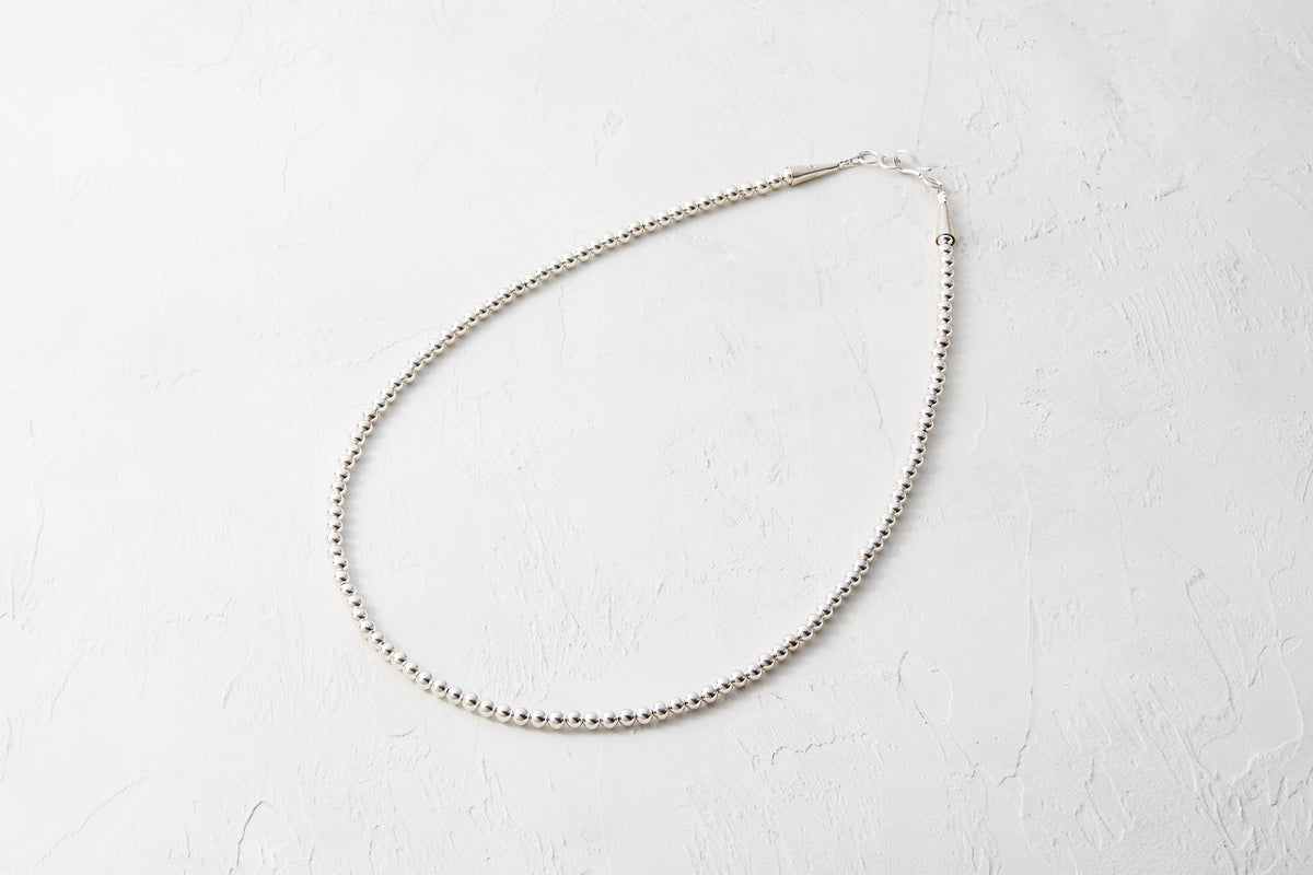Necklace / 4㎜ 50㎝ /shinyナバホパールBy-エリッカニコラスビゲイ 